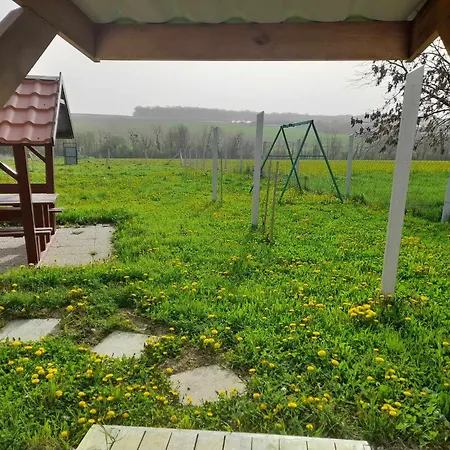 Luxury tent Szent Marton Jurtaszallas Zalakaros Koezeleben *